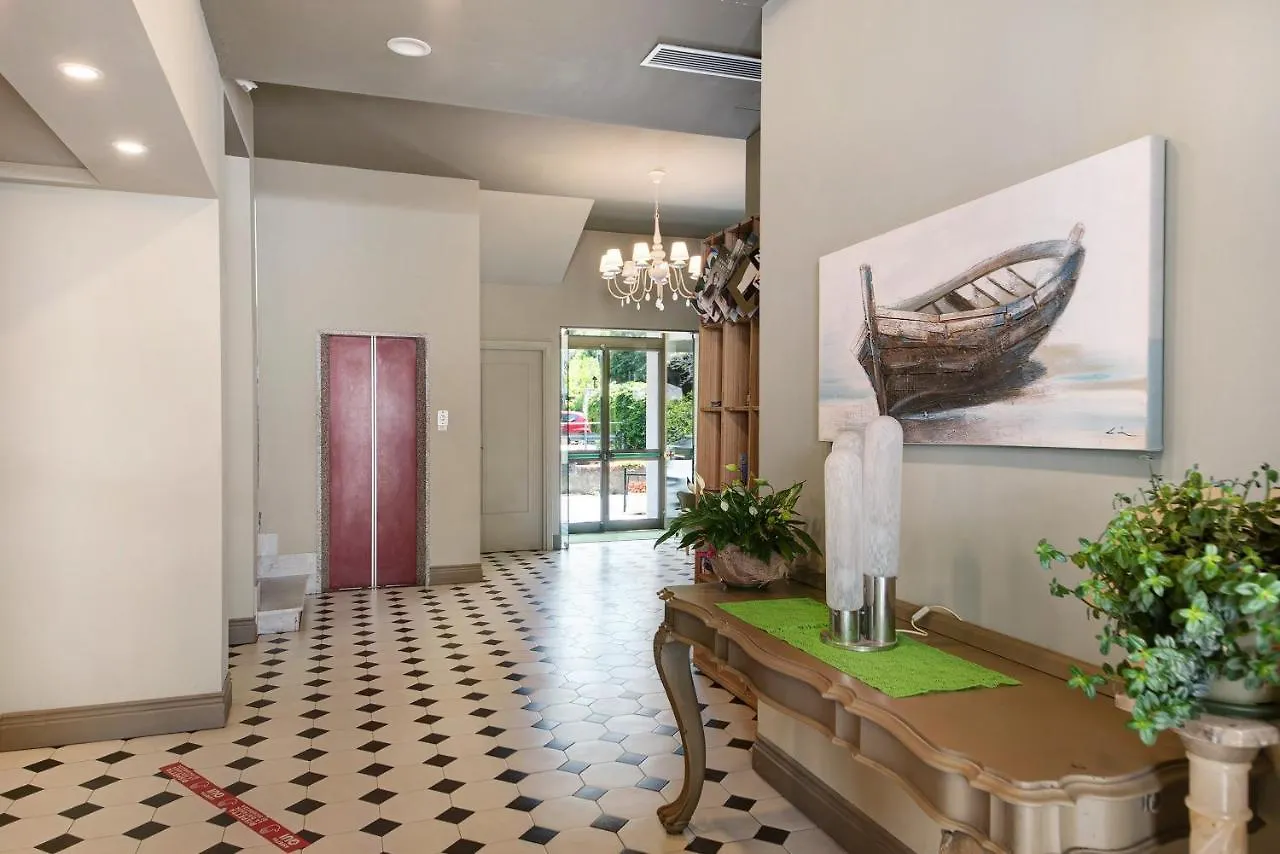 Residence Paradiso Bilocale 303 Moneglia