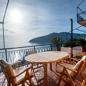  Apartment 080 - La Storica Il Vigneto 45b, Terrazza Sul Mare - Parcheggio Privato Gratis