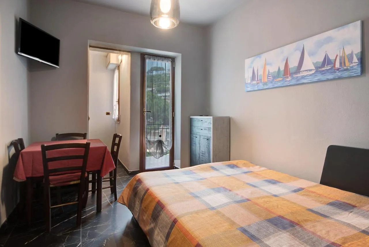 Residence Paradiso Bilocale 303 Moneglia Italy
